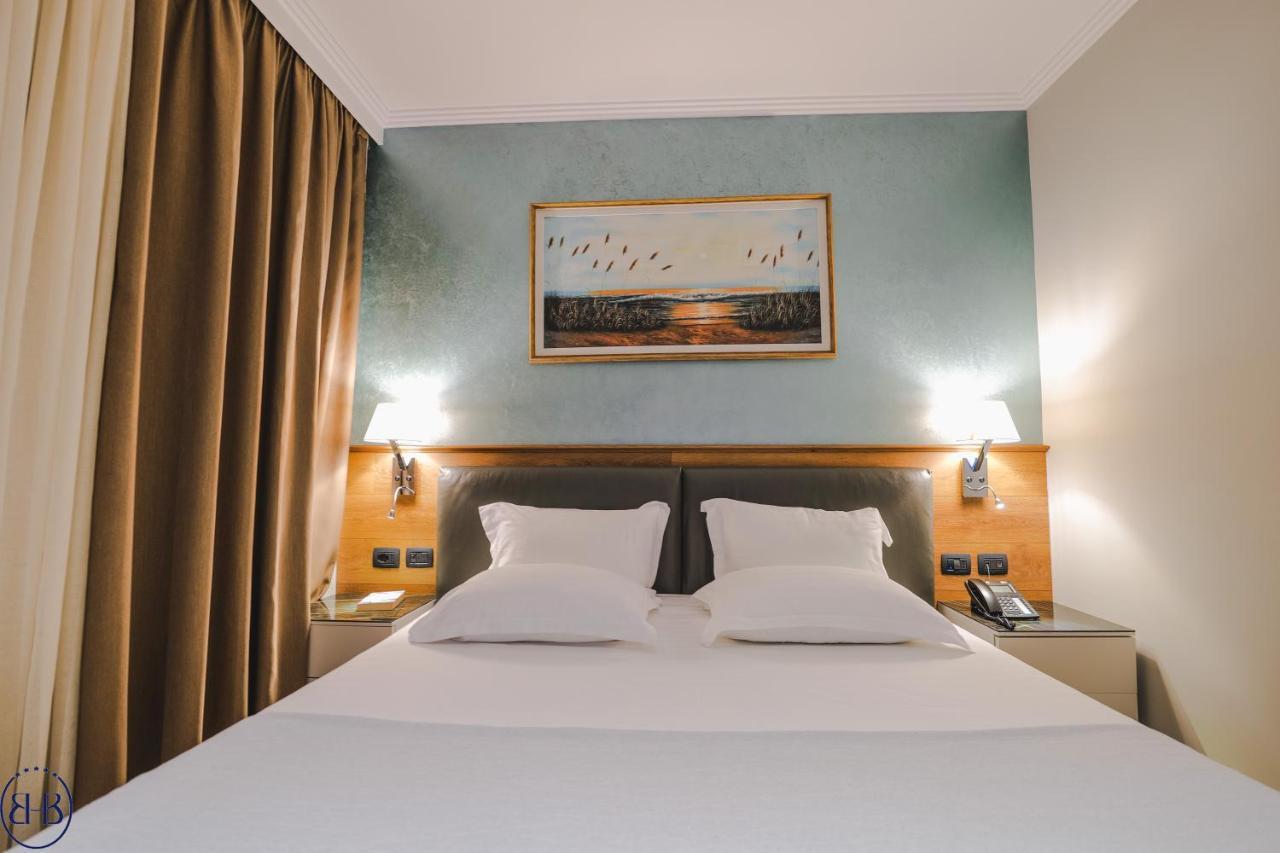 Hotel Butrinti & Spa Sarande Exterior photo